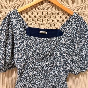 Abercrombie & Fitch Blue Floral Blouse – Square Neck Boho Cropped Puff Sleeve, M